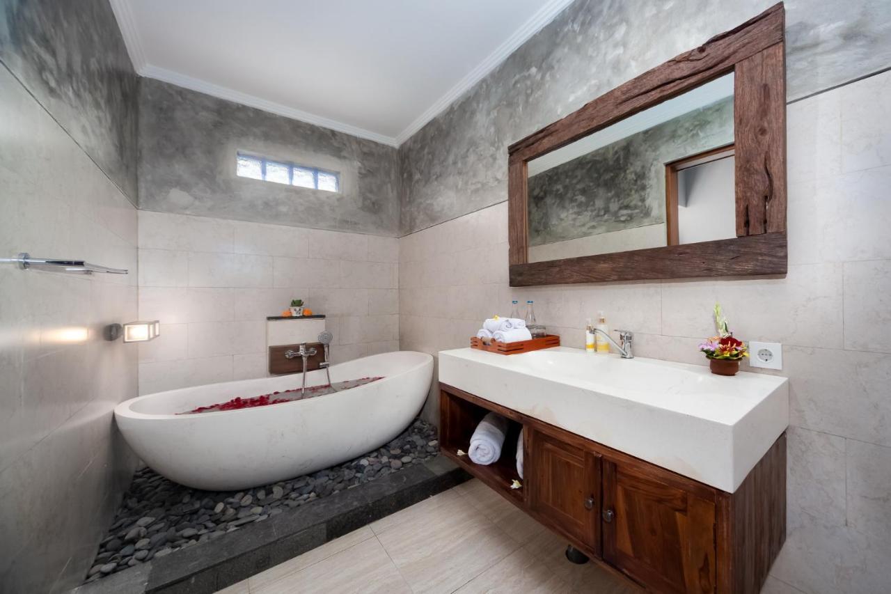 Kusuma Living And Villa Seminyak Esterno foto