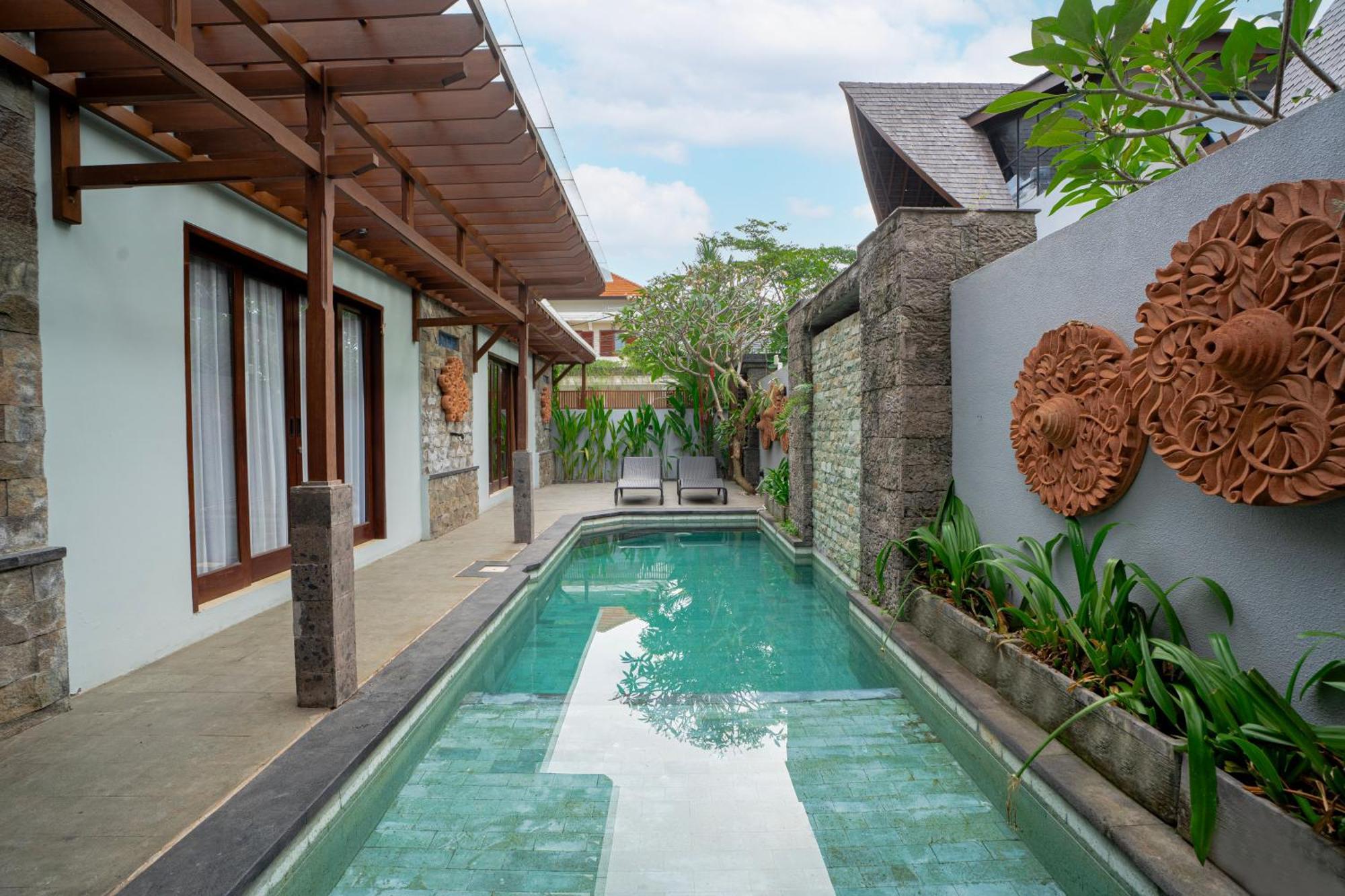 Kusuma Living And Villa Seminyak Esterno foto